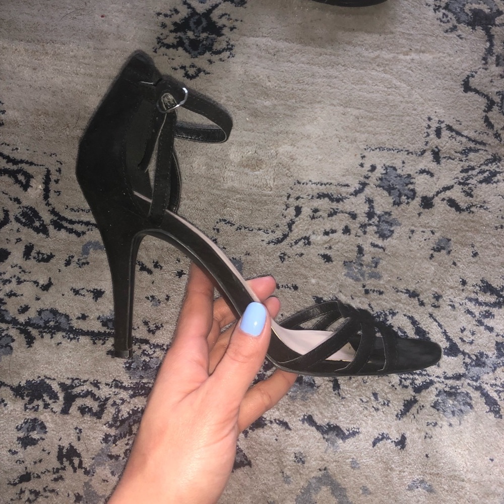•NINE WEST• Black heels